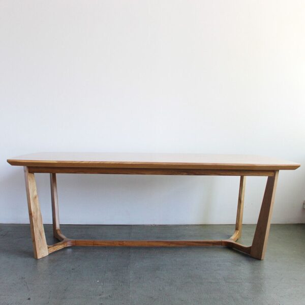 MESA COMEDOR NORUEGA 2.40 x 1.20 PETIRIBI