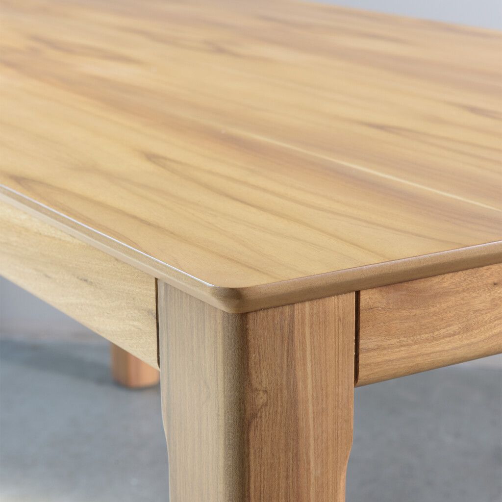 MESA COMEDOR SUECIA PETIRIBI 1.80 x 0.90