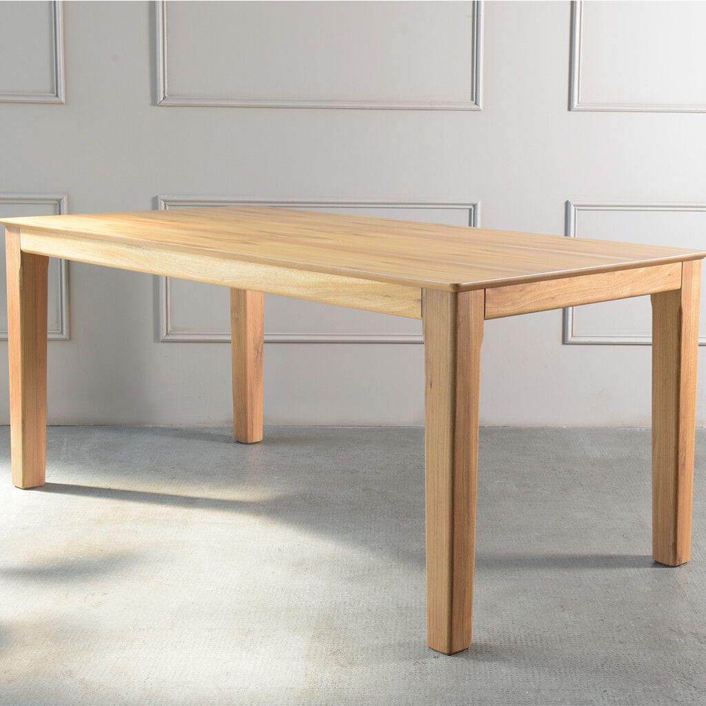MESA COMEDOR SUECIA PETIRIBI 1.80 x 0.90